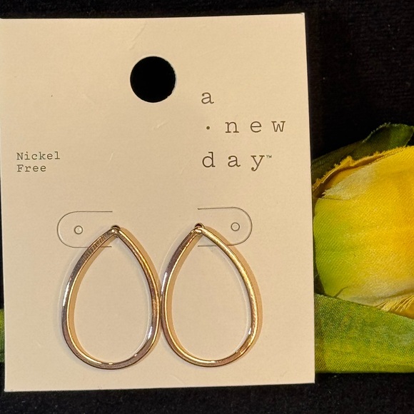 A NEW DAY Rose Gold Tone Tear Drop Earrings 1 inch approx - Picture 2 of 5